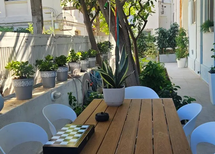 Oasis 007 * Rhodes City